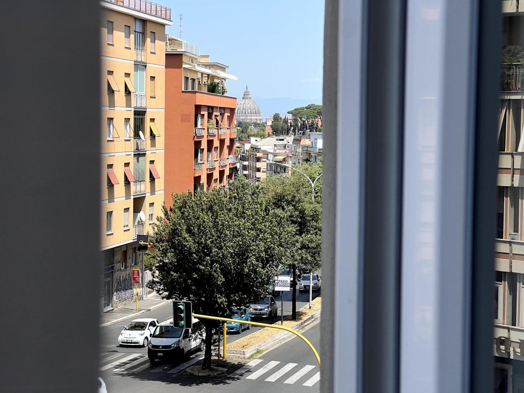 Near Vatican, Irnerio 47 Guest House Рим Екстер'єр фото