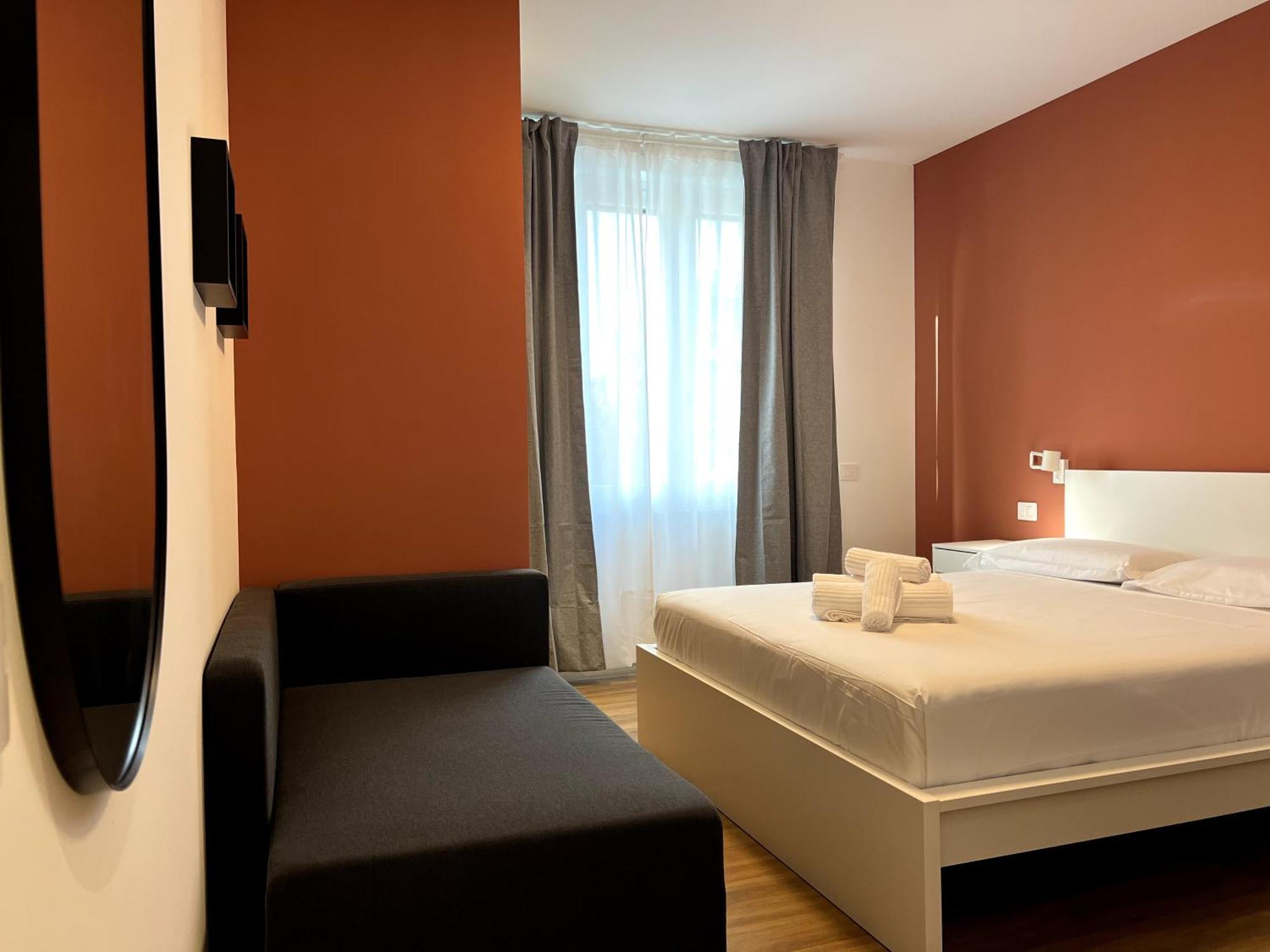 Near Vatican, Irnerio 47 Guest House Рим Екстер'єр фото