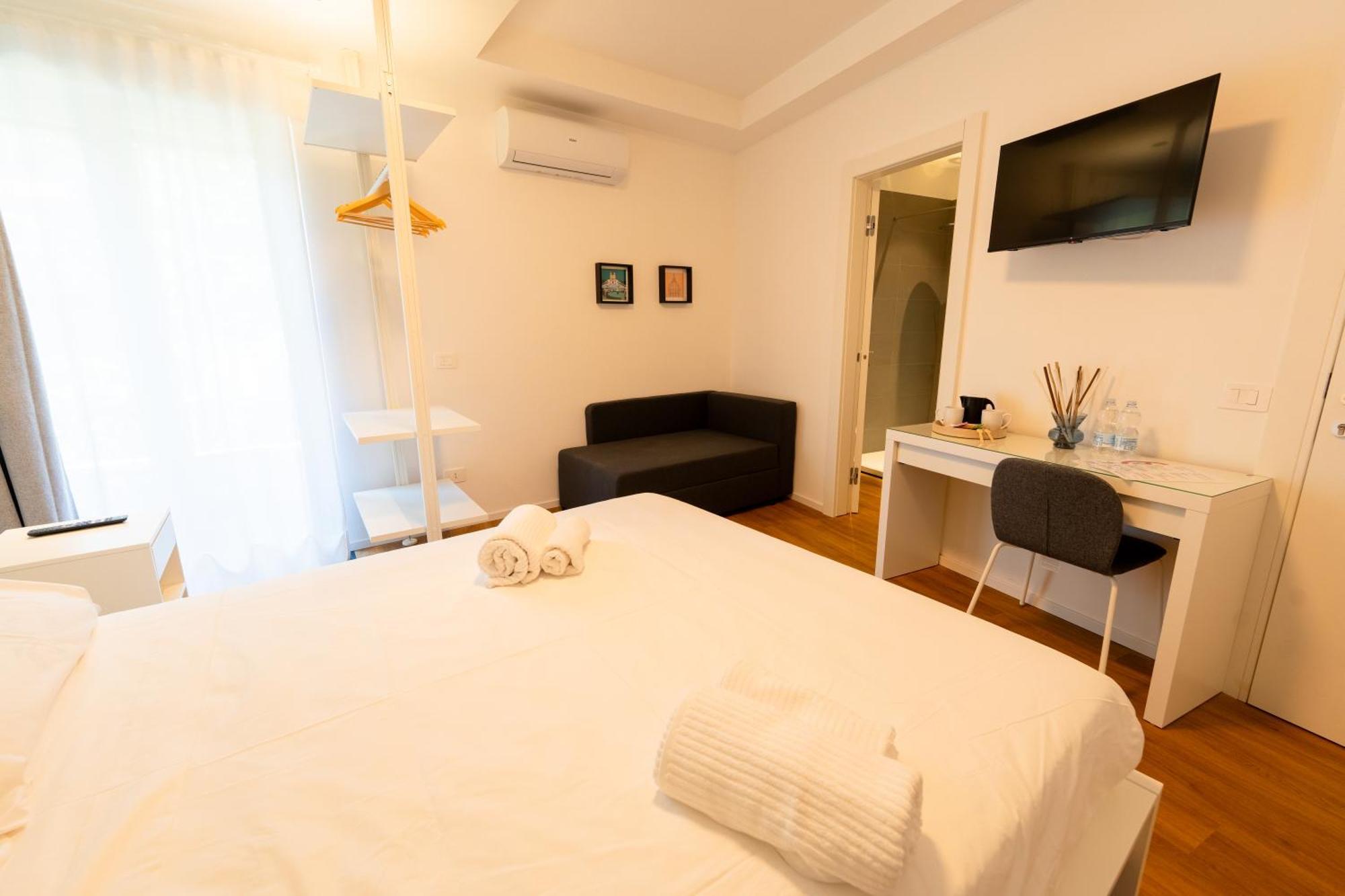 Near Vatican, Irnerio 47 Guest House Рим Екстер'єр фото